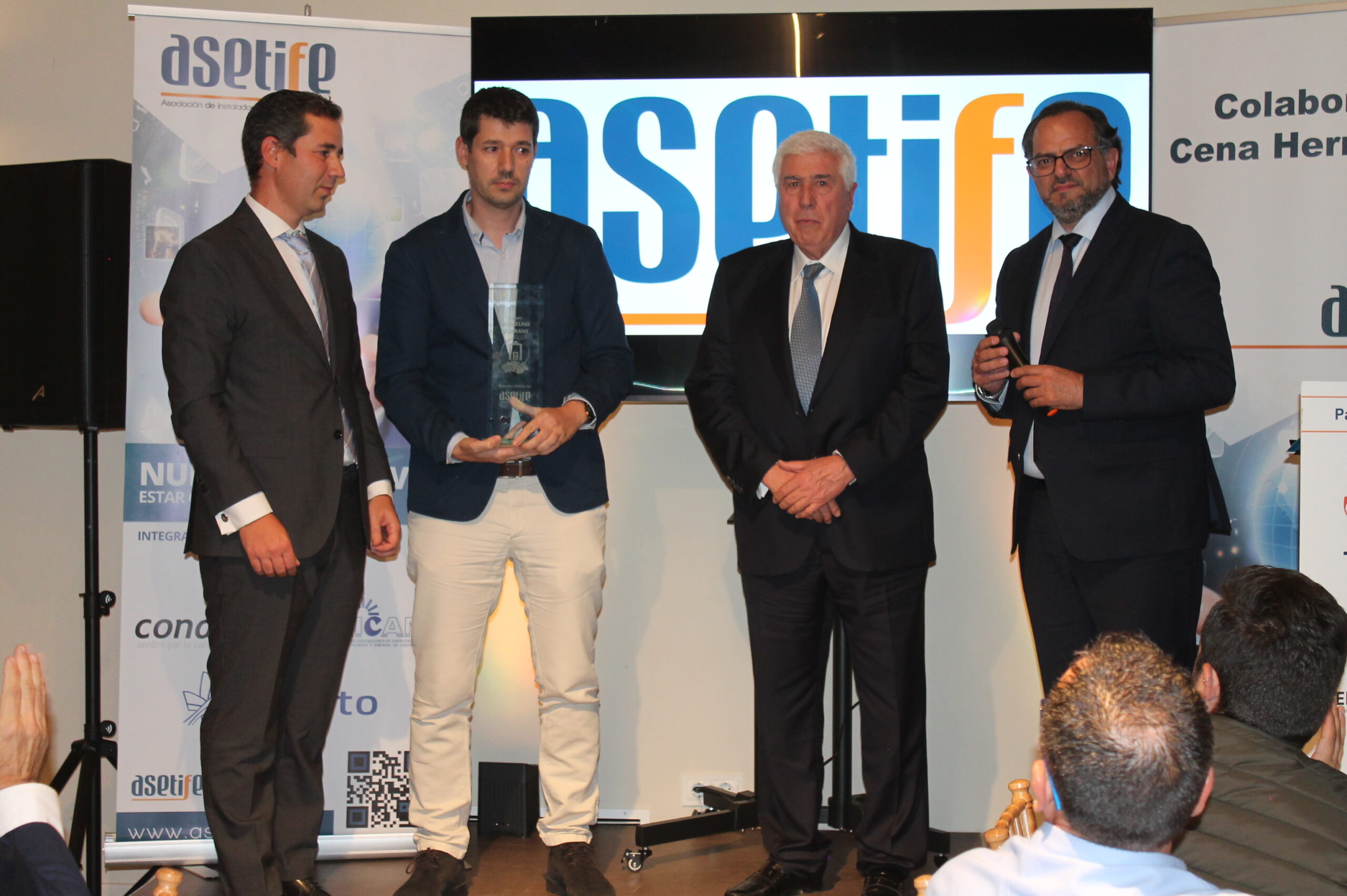IMG 3330 scaled - ASETIFE entrega el Galardón Marcelino Bejarano 2025 a título póstumo a D. Juan Francisco Higueras López