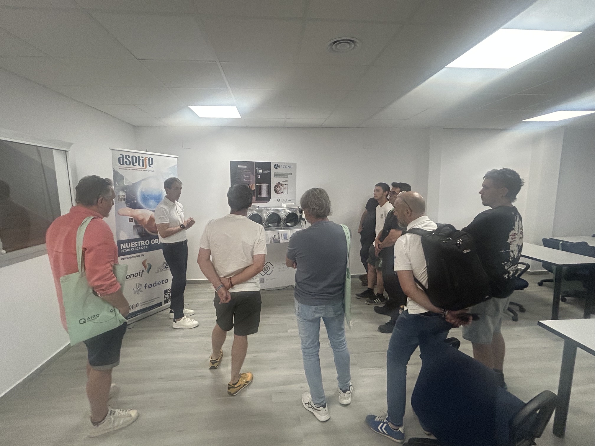 IMG 7125 - ASETIFE reúne a 12 empresas asociadas en una jornada técnica junto a Airzone centrada en climatización eficiente y conectada